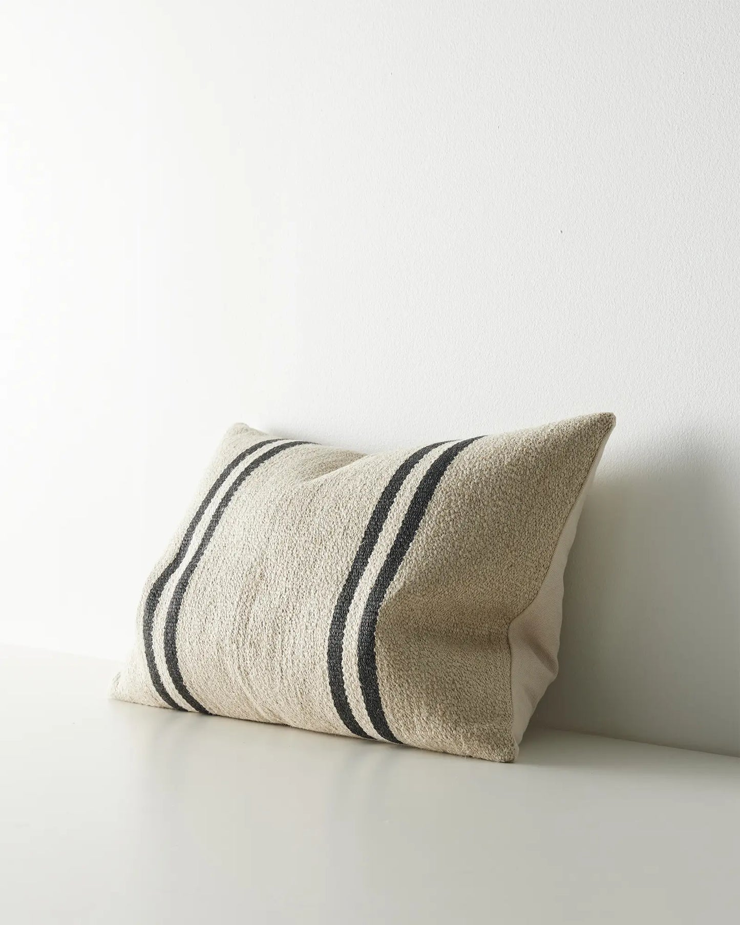 Mila Cushion – Oyster