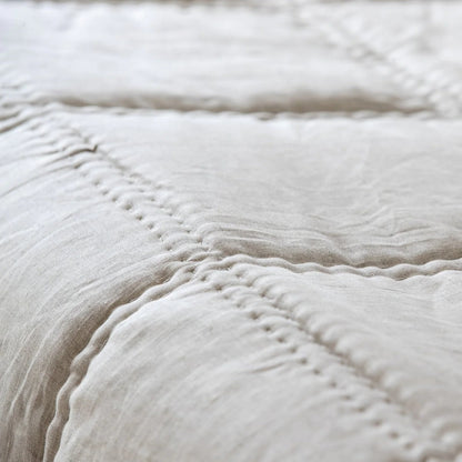 Capri Reversible Linen Quilt | Natural