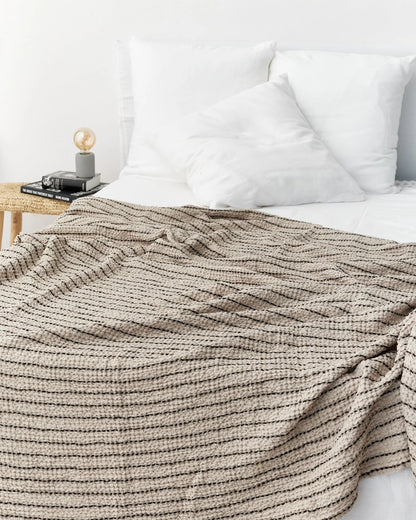 Striped waffle blanket – Natural Stripe