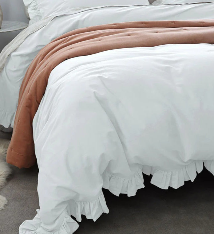 Classic Ruffle Duvet Set | White