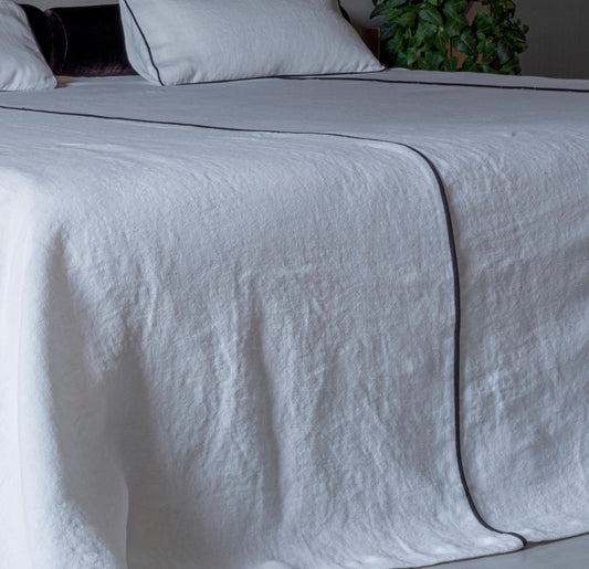 Anyō Piped Bedcover | Custom made