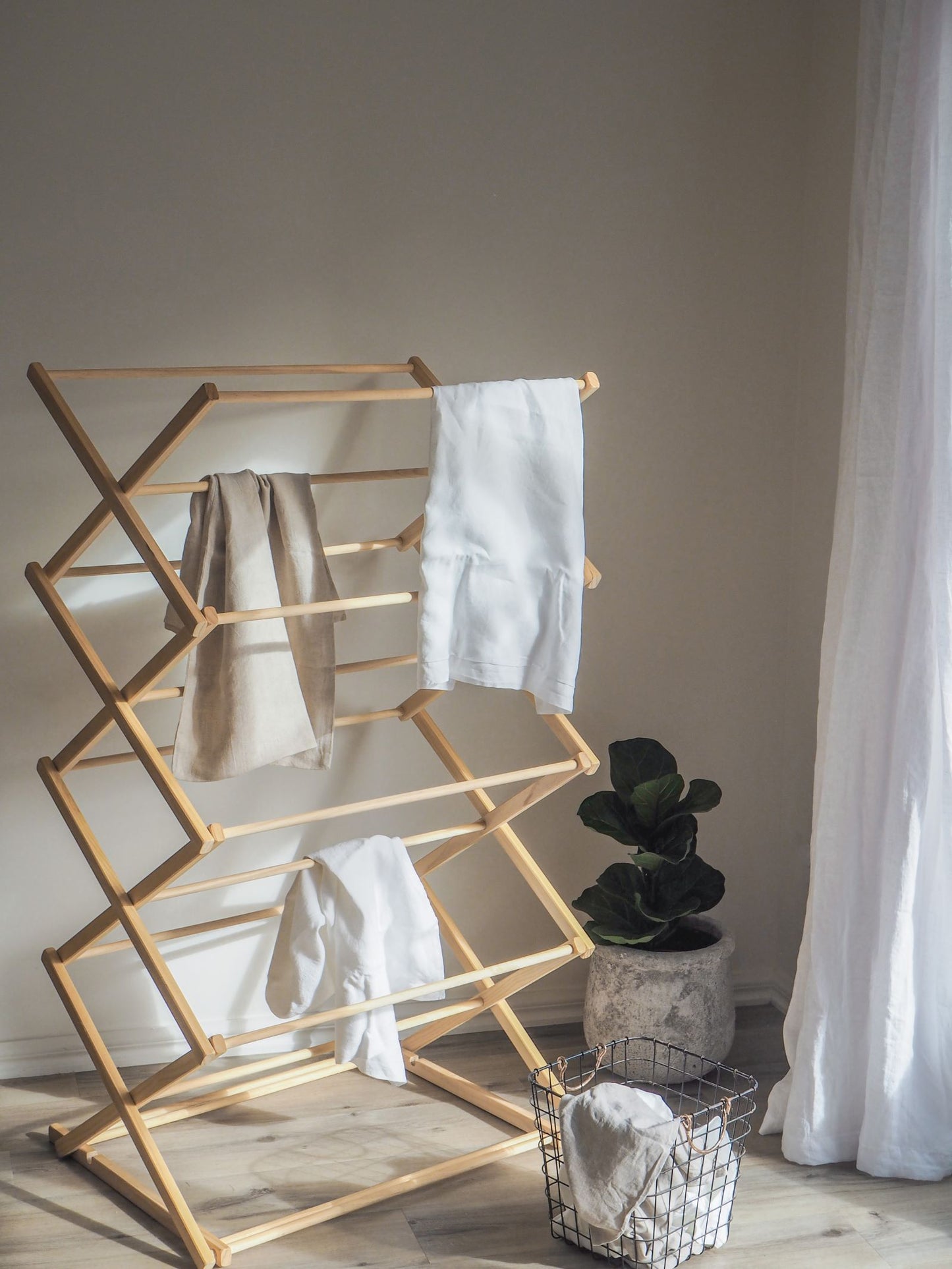 Wooden Clothes Drying Rack – The Foxes Den