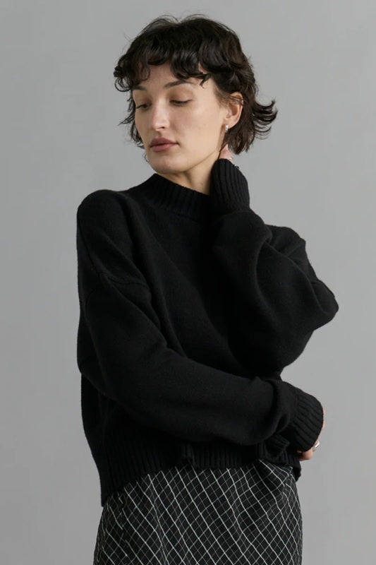 Merino knit Sweater – Black