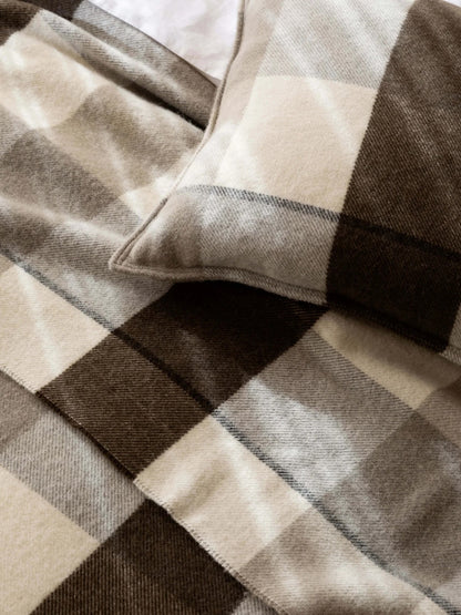 Alby Blanket | Chocolate