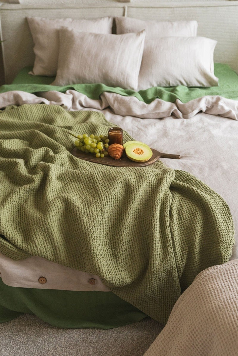 Moss Green Waffle Blanket – Made in Europe