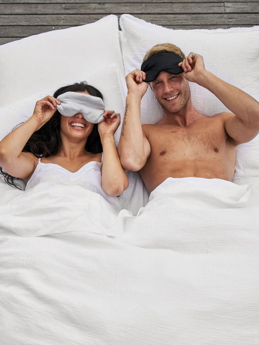 SILK Eye Mask | Black