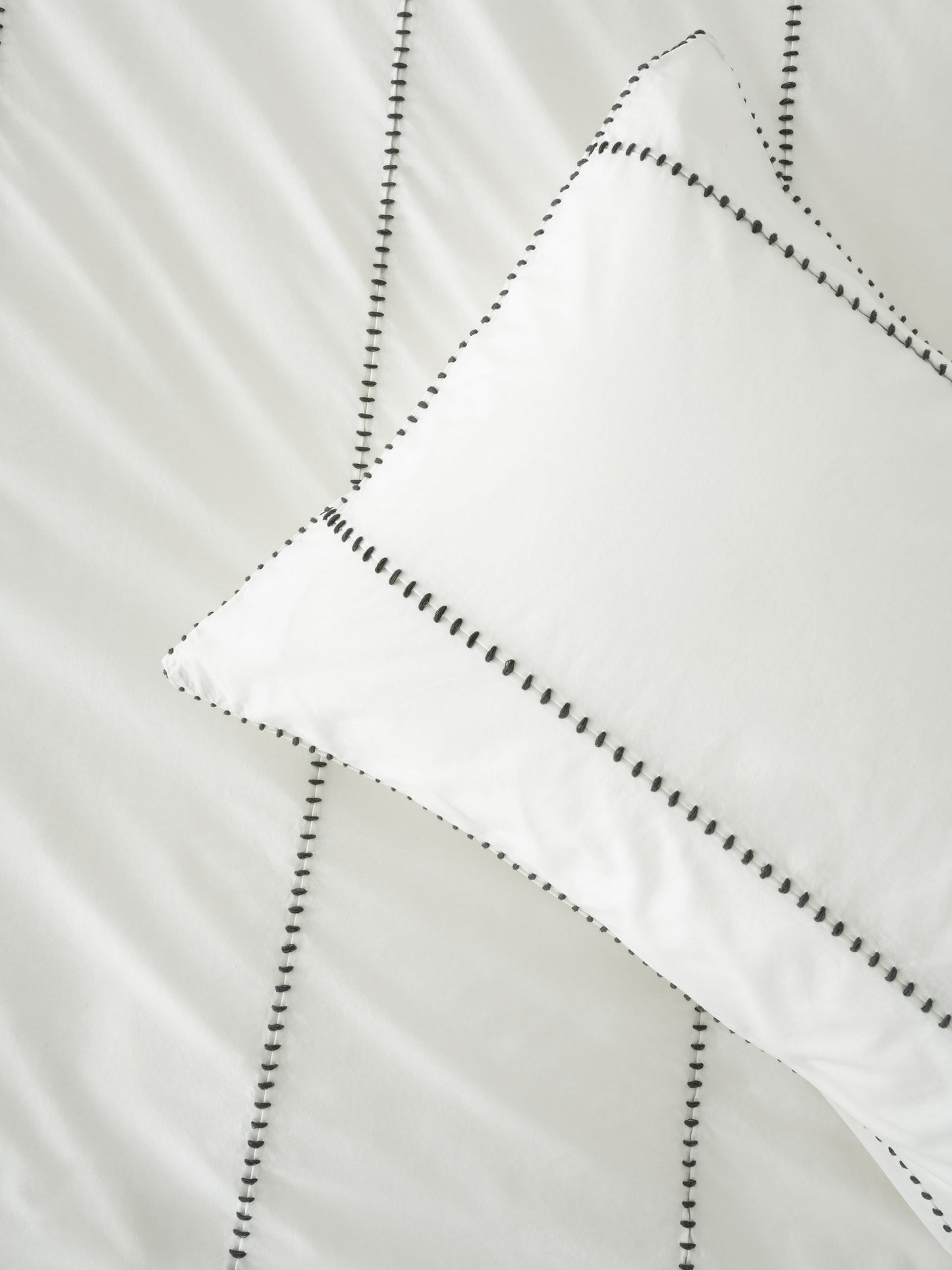 Jerome Duvet Cover Set - White