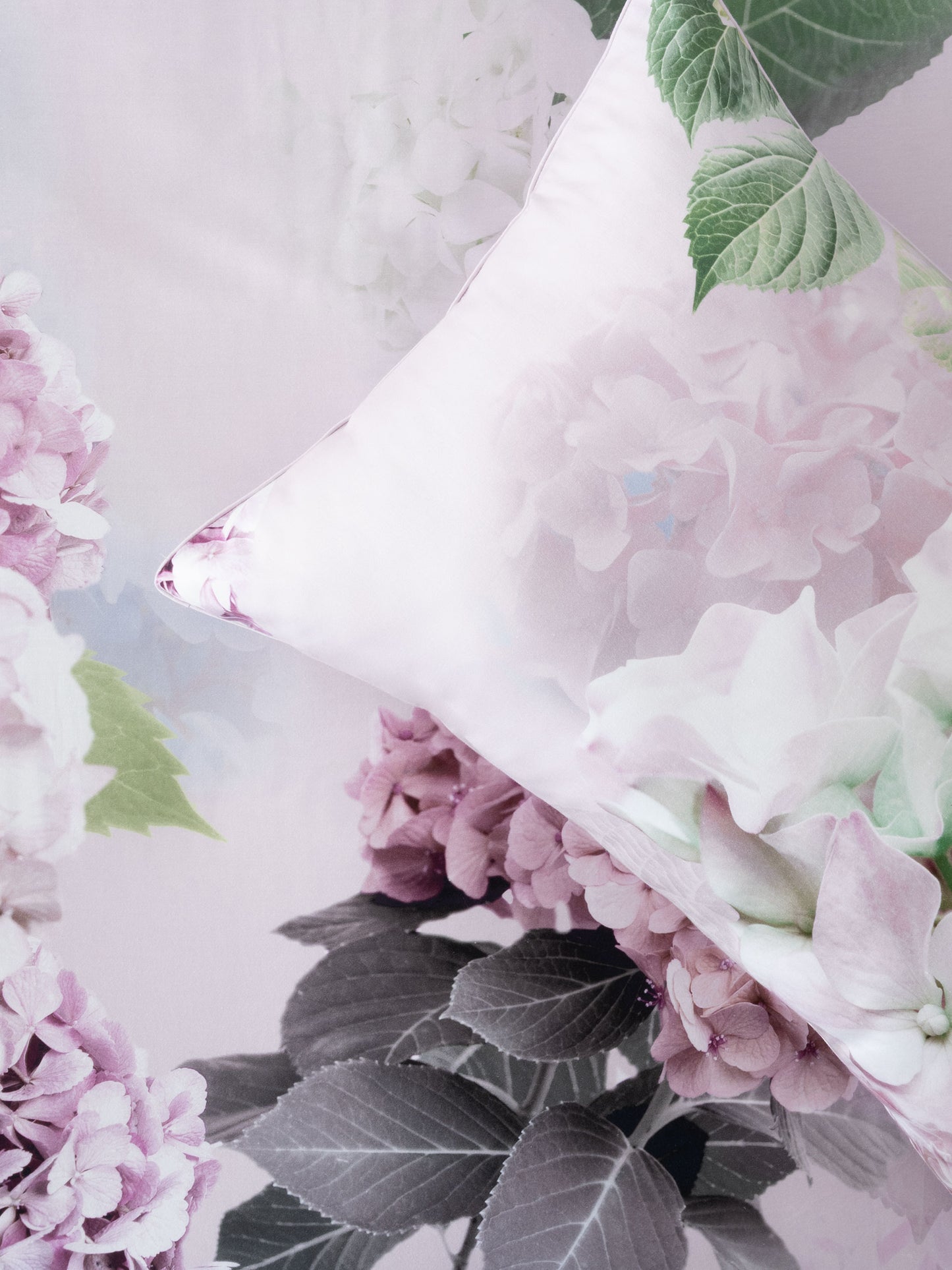 Thea Duvet Cover Set - Plum