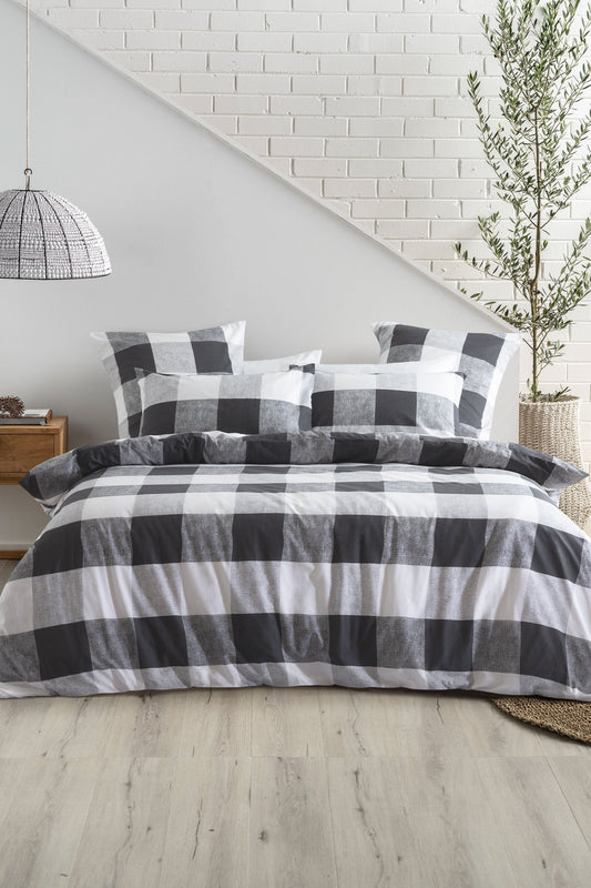 Alec Duvet Cover Set | Carbon
