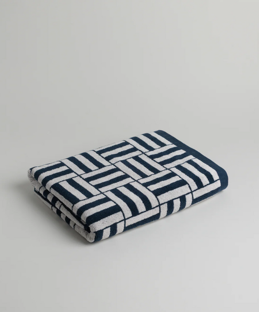 Obsidian & Stone Pool Towel