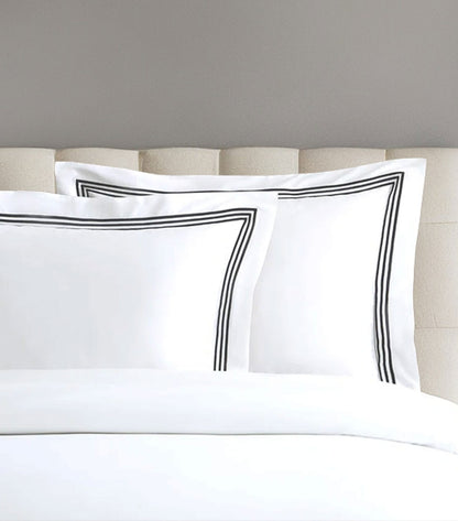 Tripple Embroidery Duvet Cover set - Black