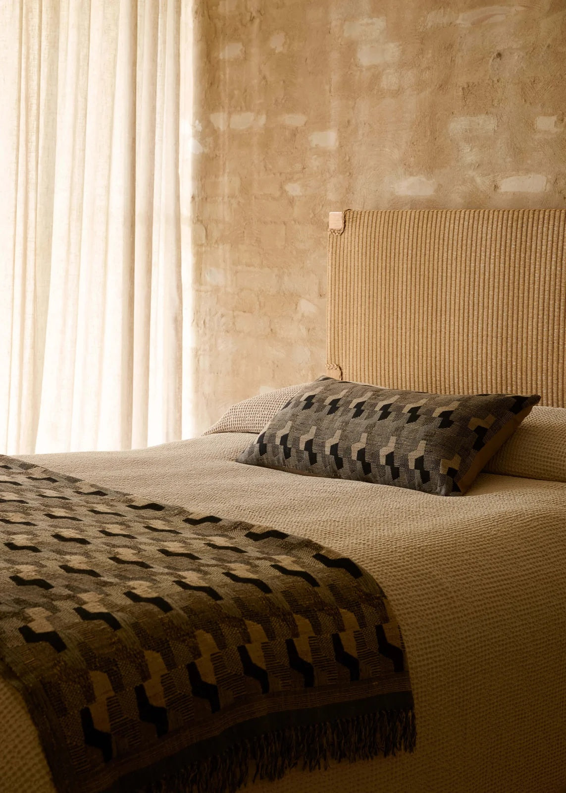 Wool & Silk Lumbar Cushion - Octave Black