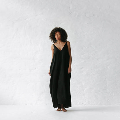 Nanami Linen dress | Black