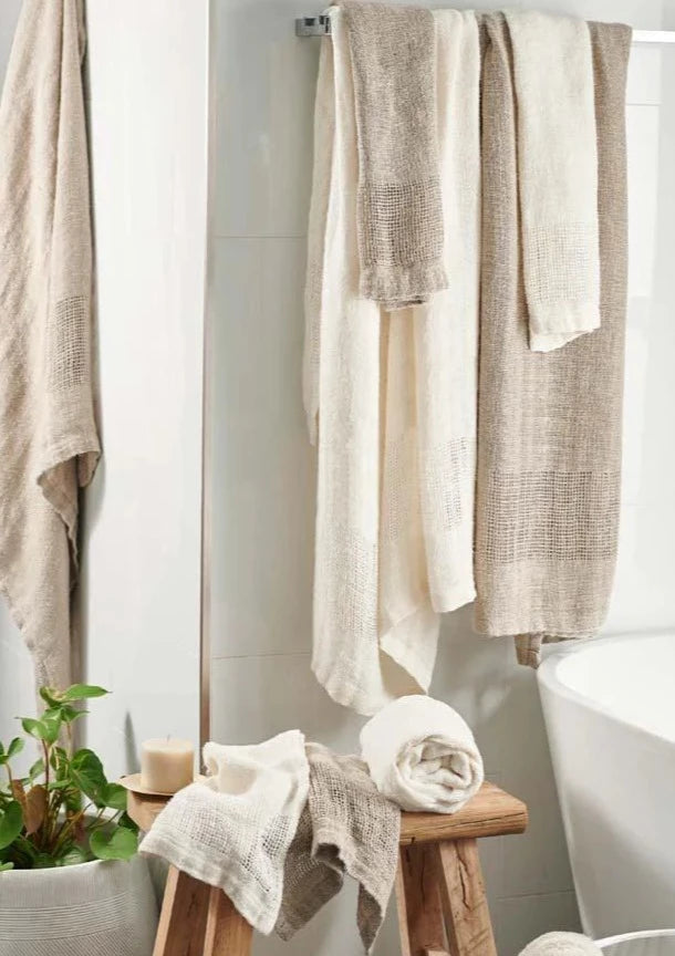 Woven Linen hand Towel | Ivory