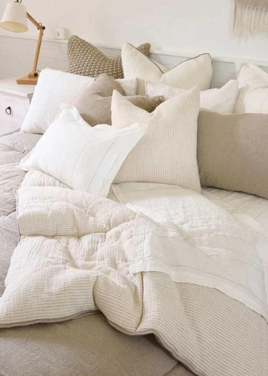 Reversible Linen Quilt | Natural  -25% OFF