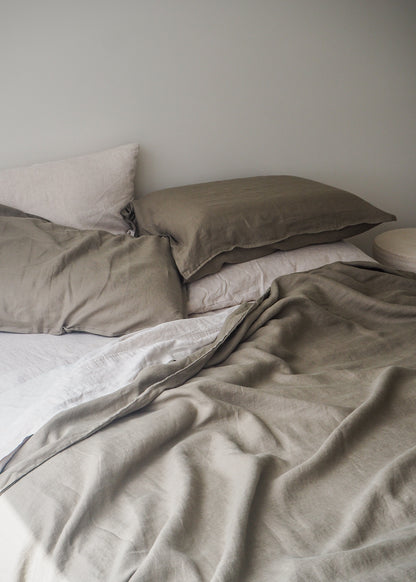 Linen Duvet Cover Set | Olive