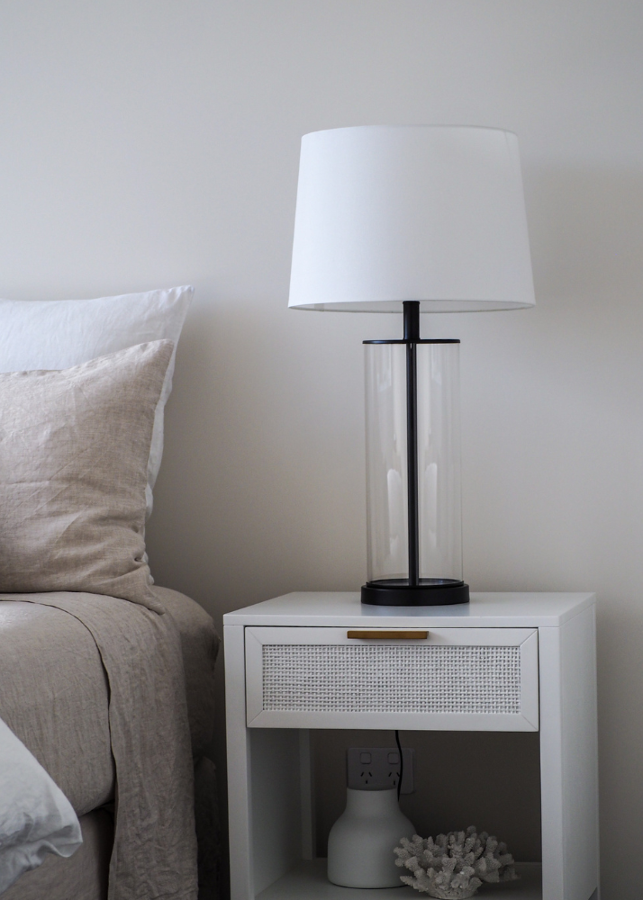 Lincoln Bedside Table | White