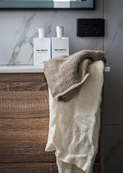 Hand Woven Linen Bath Towels | Natural