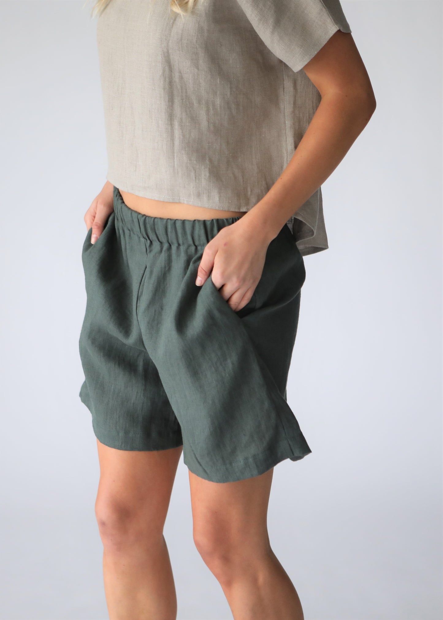 Linen Shorts | Dark Green